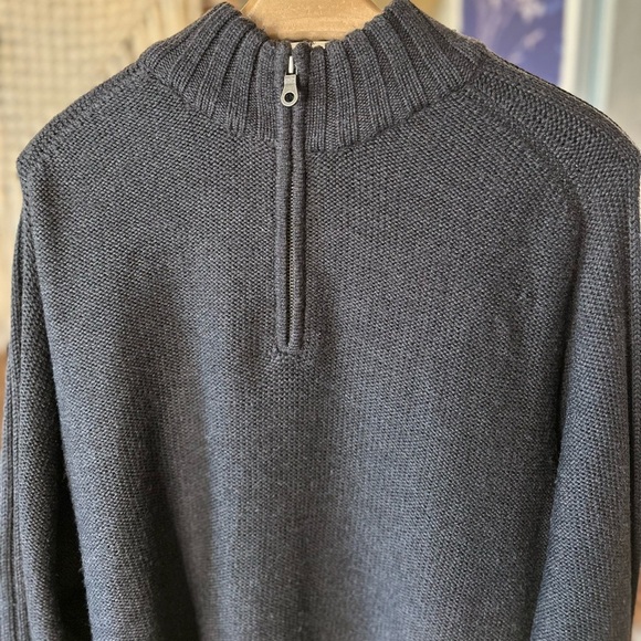Eddie Bauer 100% Marino Wool Black Quarter Zip Sweater - Picture 3 of 9